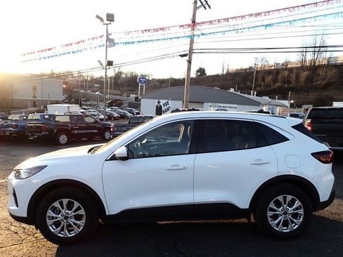 Used 2023 Ford Escape Active w/ Tech Pack #2 image 2