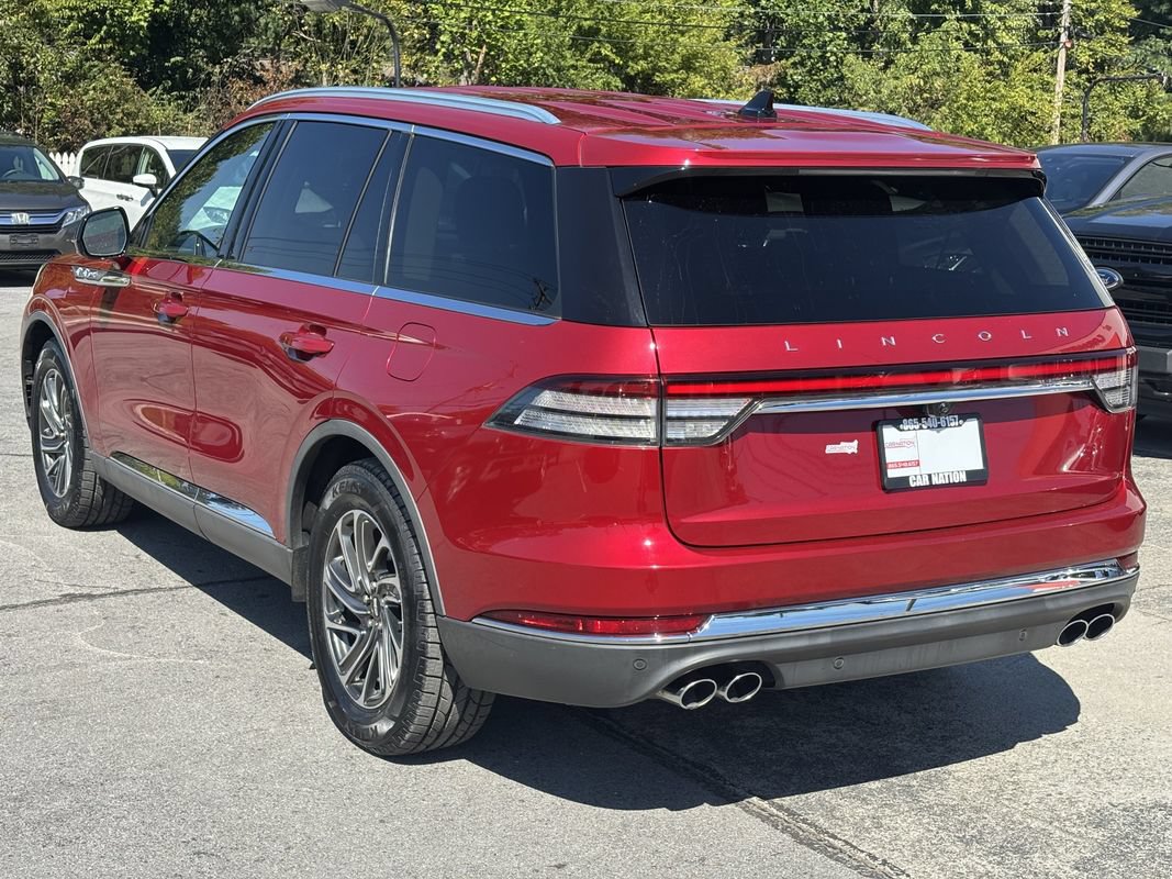 Used 2021 Lincoln Aviator 2WD w/ Elements Package image 4