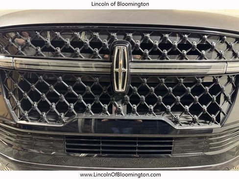 Used 2025 Lincoln Navigator Black Label AWD/4WD image 14