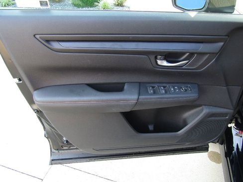 Used 2024 Honda CR-V Sport image 13