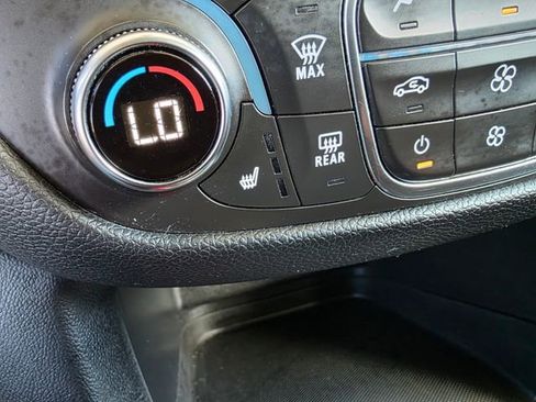 Used 2019 Chevrolet Equinox LT AWD/4WD image 31