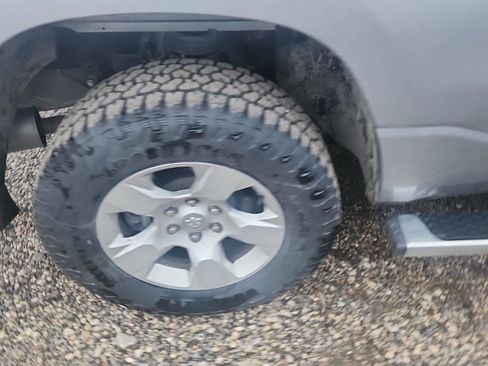 Used 2023 RAM 1500 Big Horn image 3