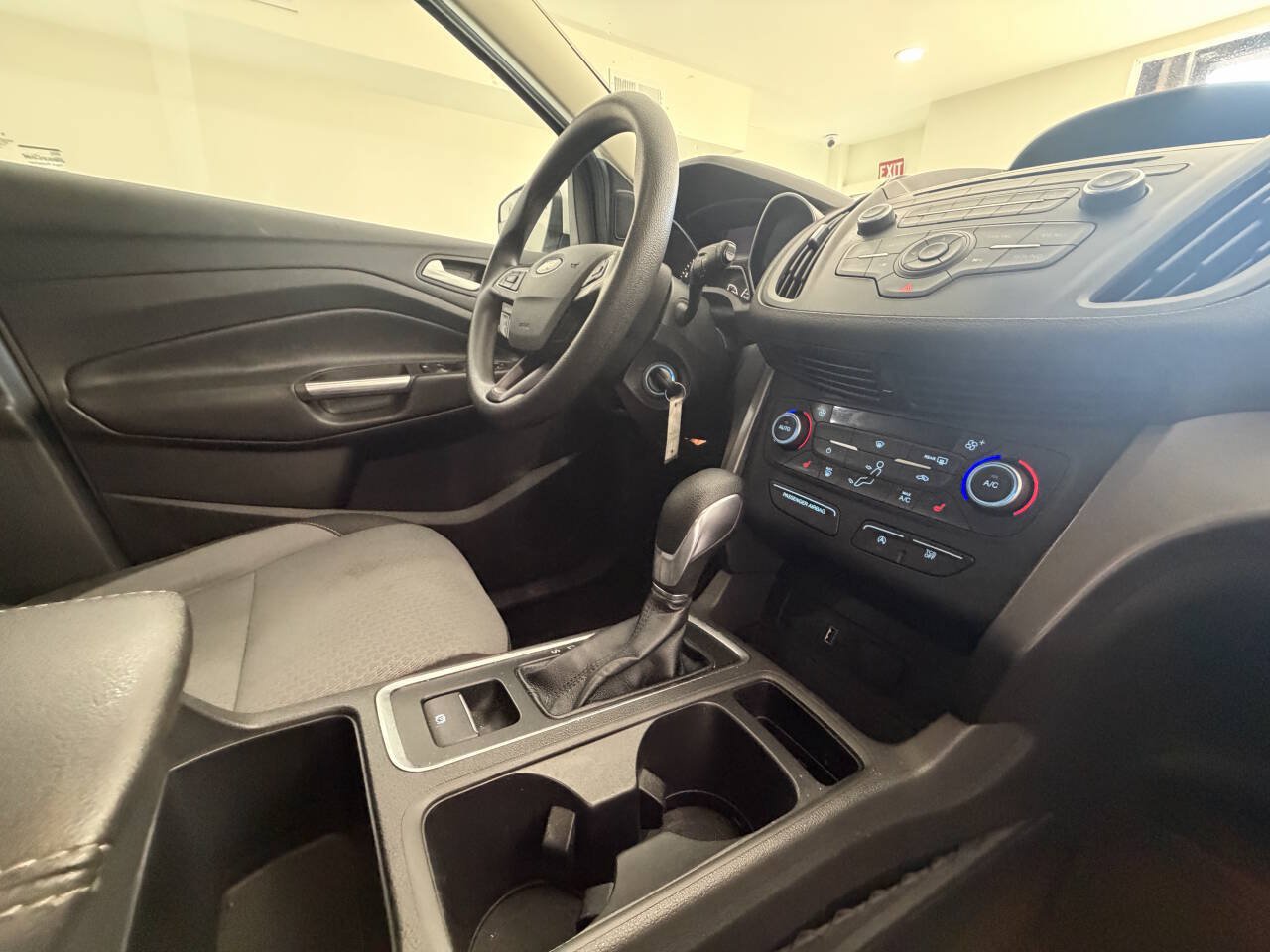 Used 2018 Ford Escape SE AWD/4WD image 21