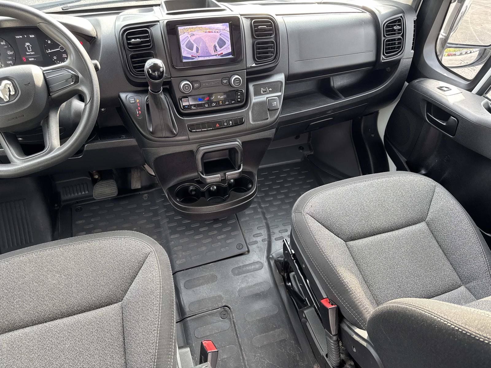 Used 2023 RAM ProMaster 2500 FWD image 14