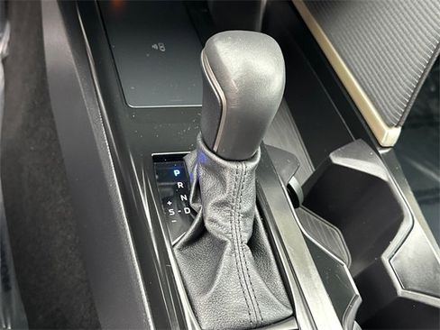 Certified 2025 Toyota Camry SE image 29