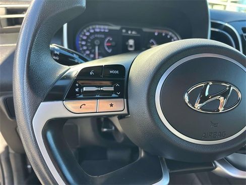 Certified 2024 Hyundai Santa Cruz SEL image 17