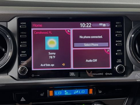 Used 2022 Toyota Tacoma Limited image 26