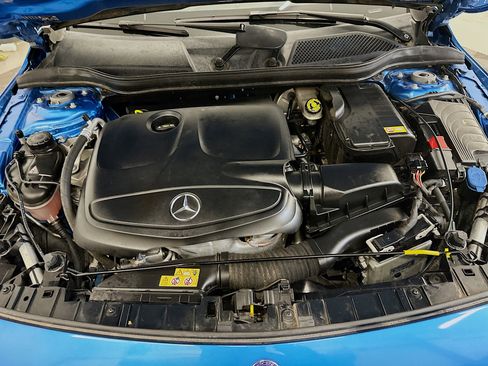 Used 2016 Mercedes-Benz GLA 250 4MATIC image 35