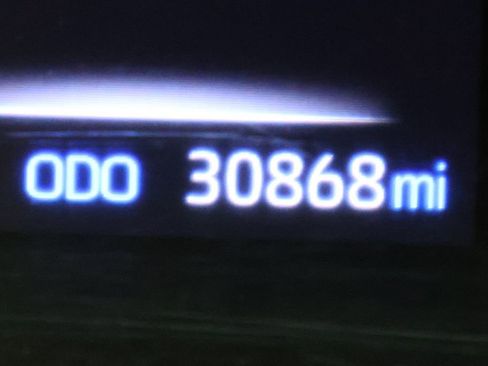 Certified 2021 Toyota RAV4 LE image 25