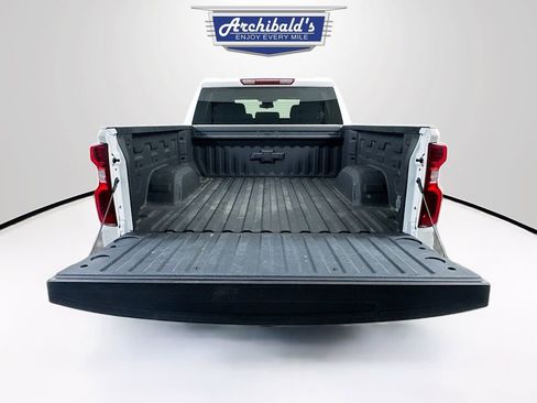 Used 2022 Chevrolet Silverado 1500 Custom image 21