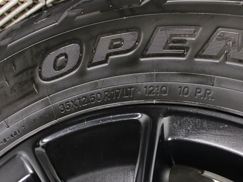 Used 2018 Jeep Wrangler Unlimited Sport S AWD/4WD image 35