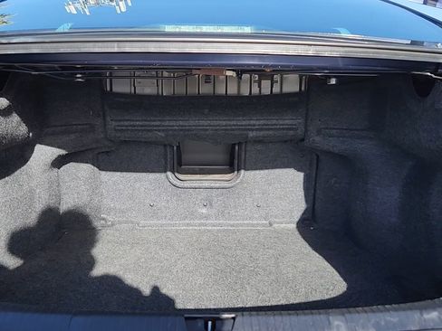 Used 2016 Toyota Avalon Limited image 18