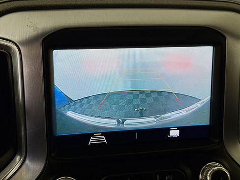 Used 2020 GMC Sierra 1500 Elevation w/ Elevation Value Package image 19