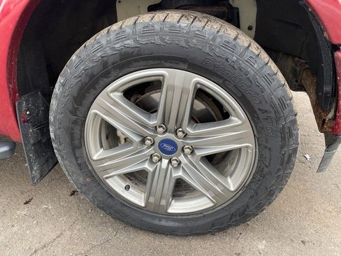 Used 2018 Ford F150 XLT w/ Equipment Group 302A Luxury image 31