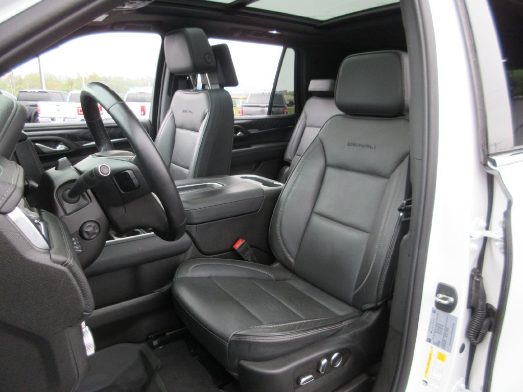 Used 2023 GMC Yukon Denali w/ Denali Reserve Package AWD/4WD image 25