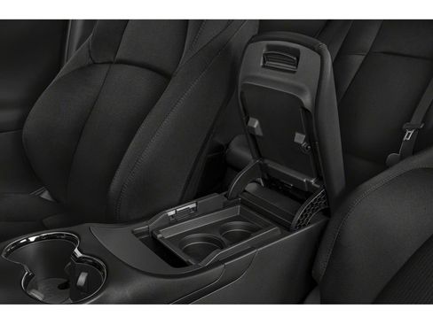 Used 2021 Toyota Venza XLE w/ Softex Package AWD/4WD image 9