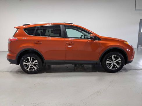 Used 2016 Toyota RAV4 XLE image 7