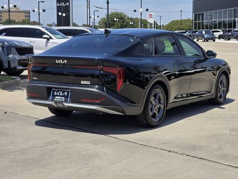 New 2026 Kia K4 FWD image 4