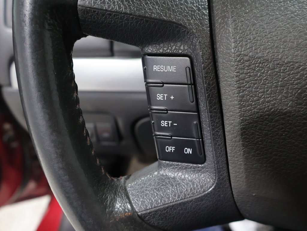 Used 2008 Ford Fusion SEL FWD image 32