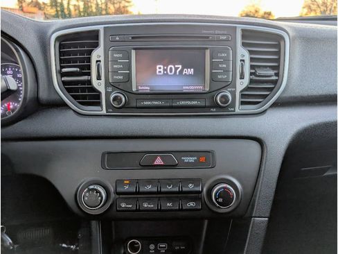 Used 2017 Kia Sportage LX image 20