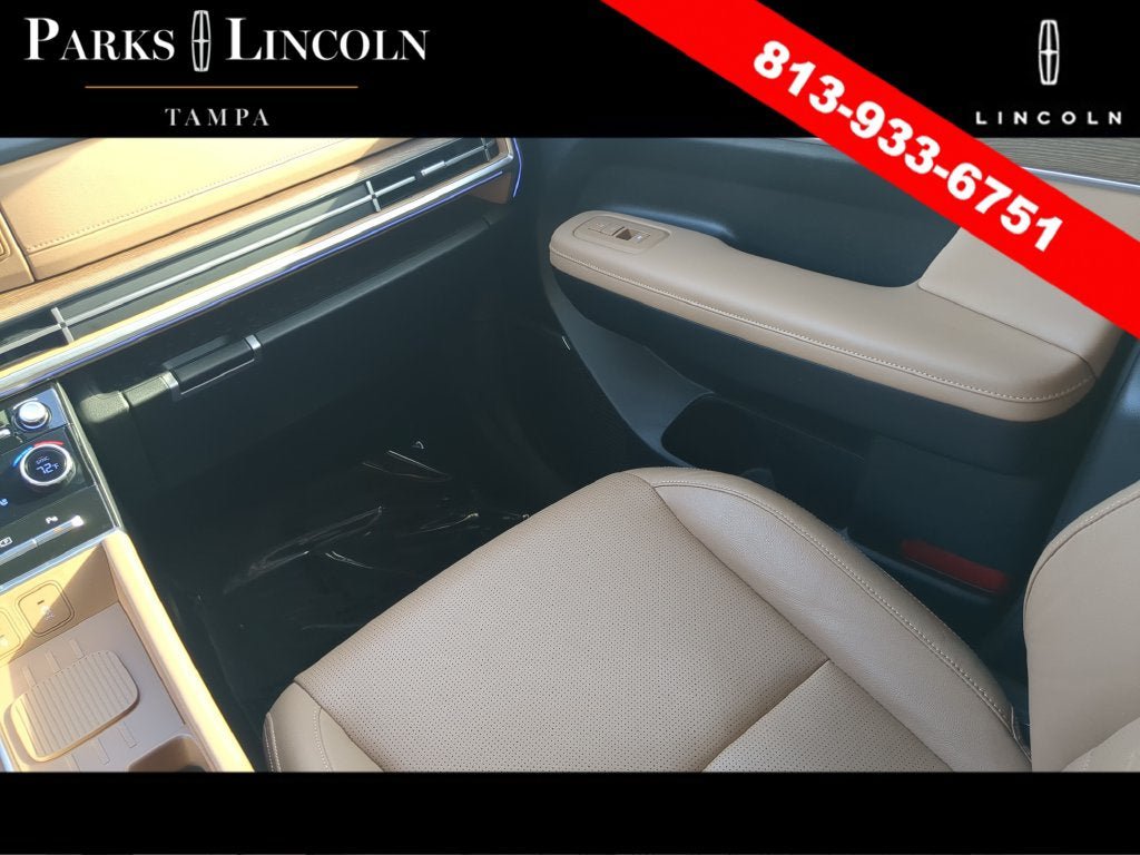 Used 2024 Hyundai Santa Fe Limited FWD image 14