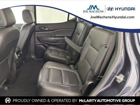 Used 2019 GMC Acadia SLT image 29