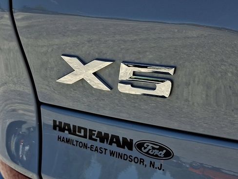 Used 2026 BMW X5 xDrive40i w/ M Sport Package AWD/4WD image 29