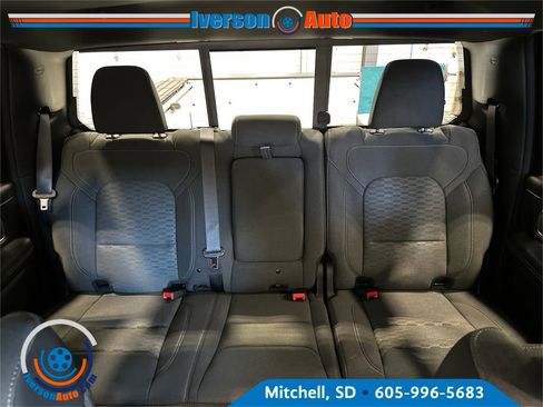 New 2026 RAM 1500 4x4 Crew Cab image 23