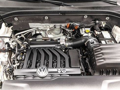 Used 2018 Volkswagen Atlas S image 36