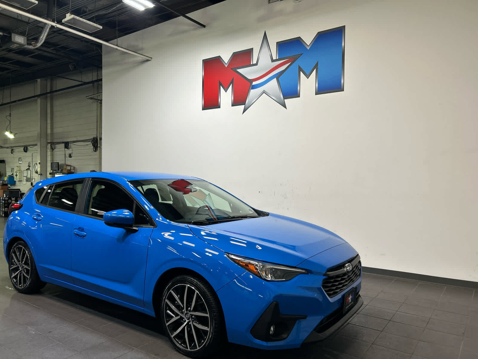 Used 2024 Subaru Impreza 2.0i Sport AWD/4WD image 2