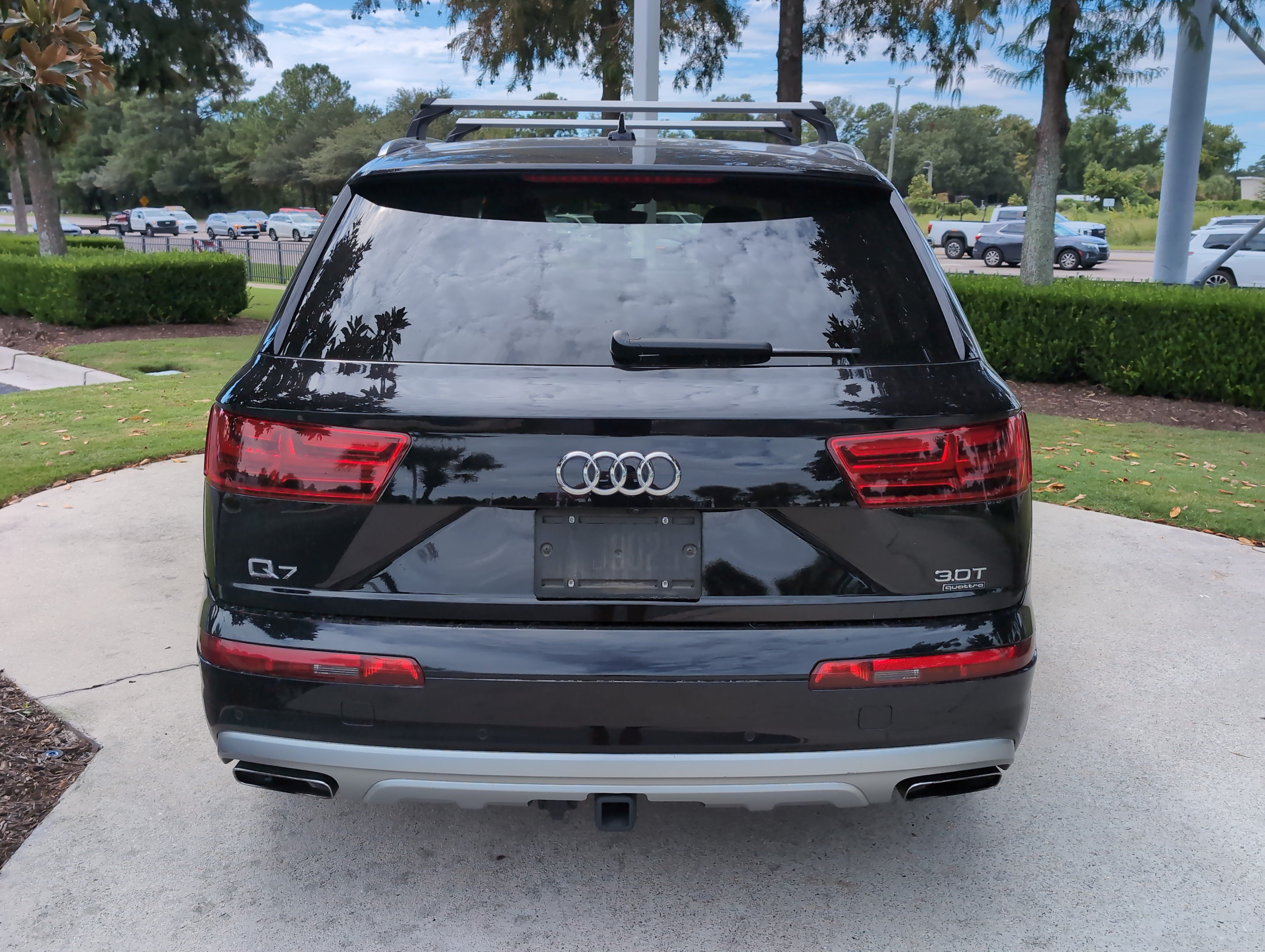 Used 2018 Audi Q7 3.0T Premium Plus AWD/4WD image 9