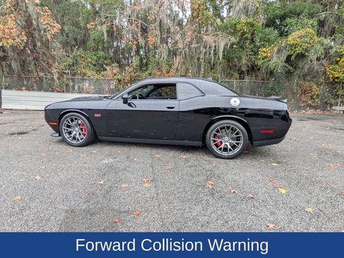 Used 2015 Dodge Challenger SRT w/ Technology Group image 7