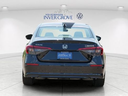 Used 2022 Honda Civic Touring image 6