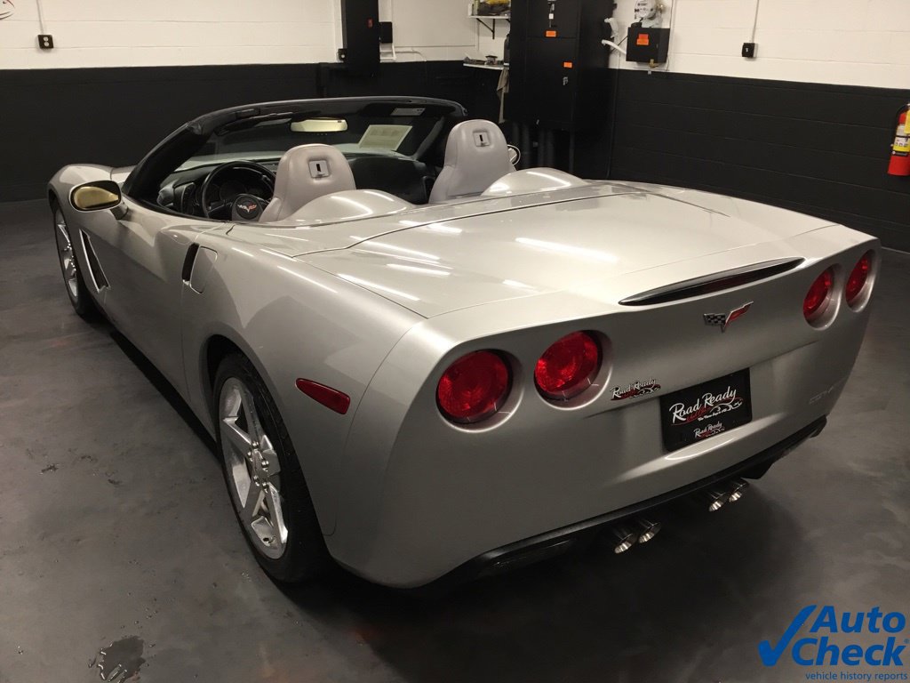 Used 2005 Chevrolet Corvette Convertible w/ Preferred Equipment Group RWD image 7