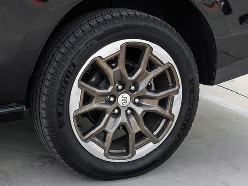 Used 2025 Ford Expedition King Ranch AWD/4WD image 65