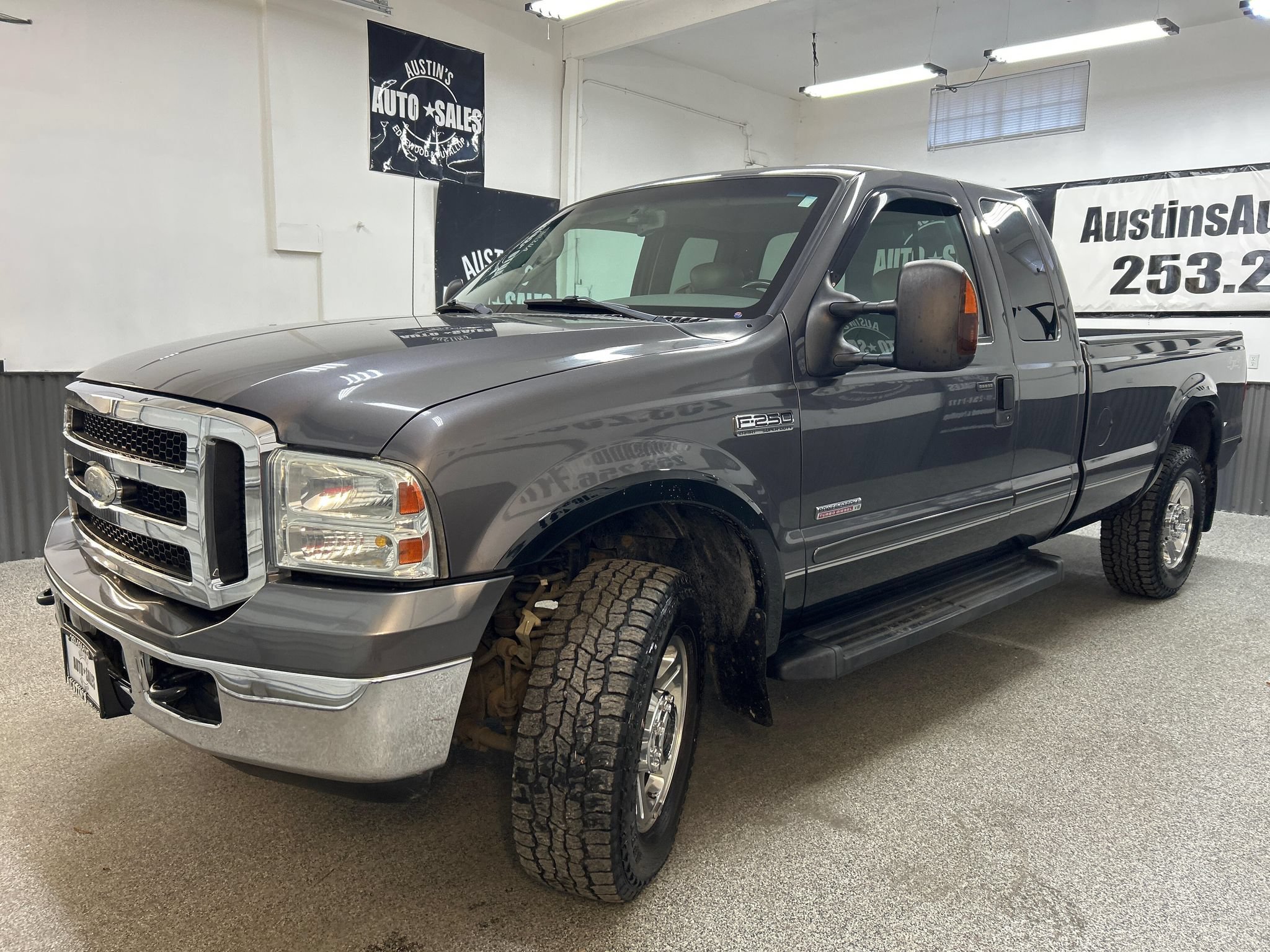 Used 2006 Ford F250 Lariat AWD/4WD image 3