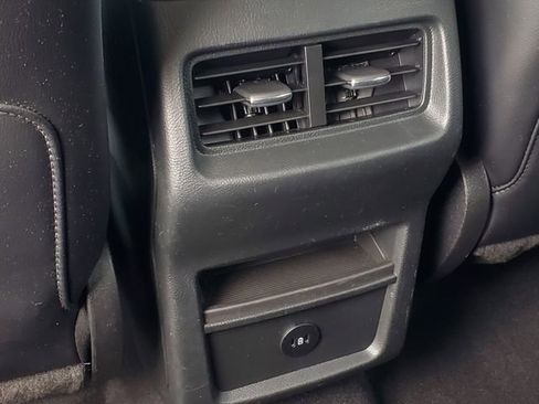 Used 2024 Ford Edge SEL AWD/4WD image 29