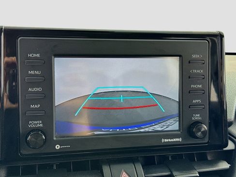Used 2021 Toyota RAV4 LE AWD/4WD image 21