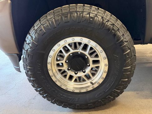 Used 2015 GMC Sierra 2500 Denali w/ Duramax Plus Package AWD/4WD image 33