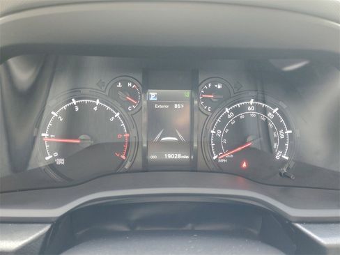 Used 2024 Toyota 4Runner SR5 image 22