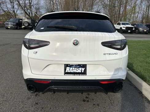 New 2026 Alfa Romeo Stelvio Sprint w/ Convenience Package AWD/4WD image 7