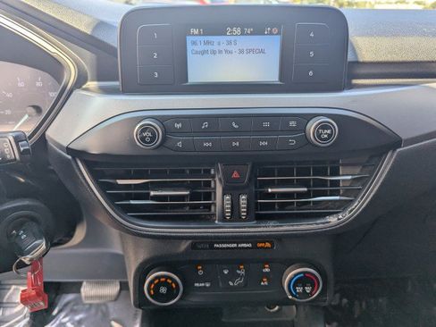 Used 2020 Ford Escape S AWD/4WD image 16