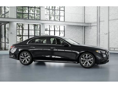 Used 2026 Mercedes-Benz E 450 4MATIC Sedan image 13