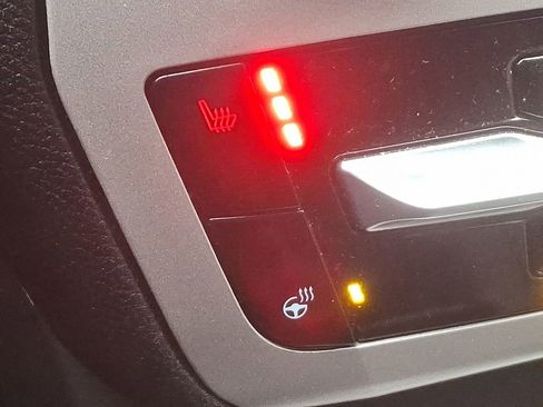 Used 2023 Ford Explorer XLT w/ Equipment Group 202A image 25