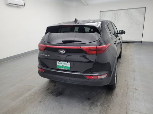 Used 2018 Kia Sportage LX image 7