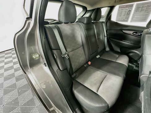 Used 2021 Nissan Rogue Sport SV AWD/4WD image 33