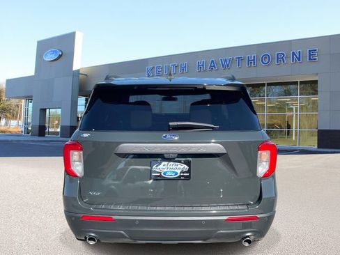 Used 2022 Ford Explorer XLT w/ Equipment Group 202A RWD image 5