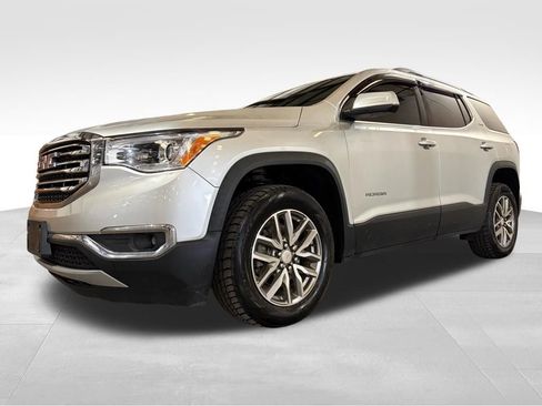Used 2018 GMC Acadia SLE image 11