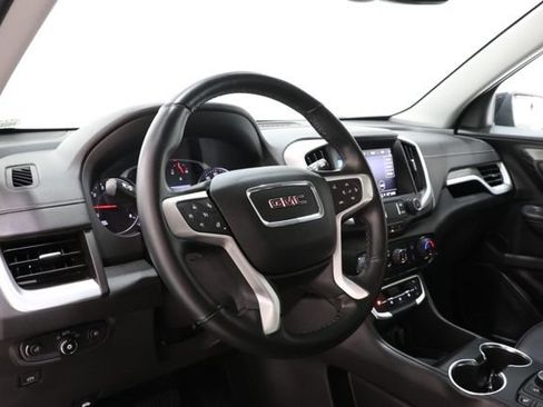 Used 2024 GMC Terrain SLT AWD/4WD image 14