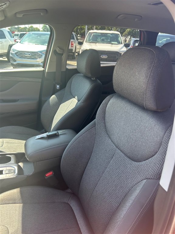 Used 2020 Hyundai Santa Fe SE FWD image 7